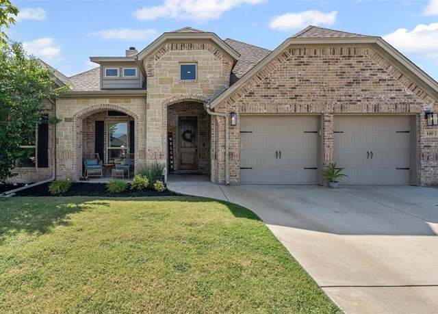 Property at 140 Melbourne Dr, Willow Park, TX 76087, 4 beds, 2 baths