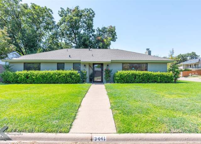 Property at 3441 Edgemont Dr, Abilene, TX 79605, 3 beds, 2 baths