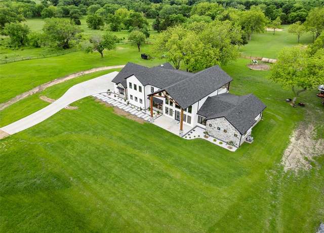 Property at 1088 Smith Oak Rd, Sherman, TX 75090, 4 beds, 4.5 baths