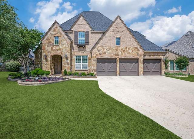 Property at 968 Highpoint Way, Roanoke, TX 76262, 5 beds, 4 baths