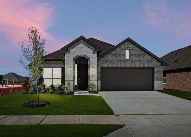 Property at 4537 Aralia St, Fort Worth, TX 76036, 3 beds, 2 baths