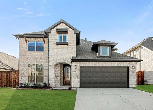 Property at 112 Greenback Trl, Fort Worth, TX 76131, 5 beds, 3.5 baths