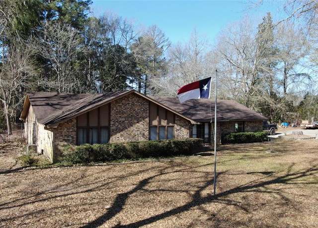 Property at 2826 County Road 406 S, Henderson, TX 75654, 3 beds, 2 baths