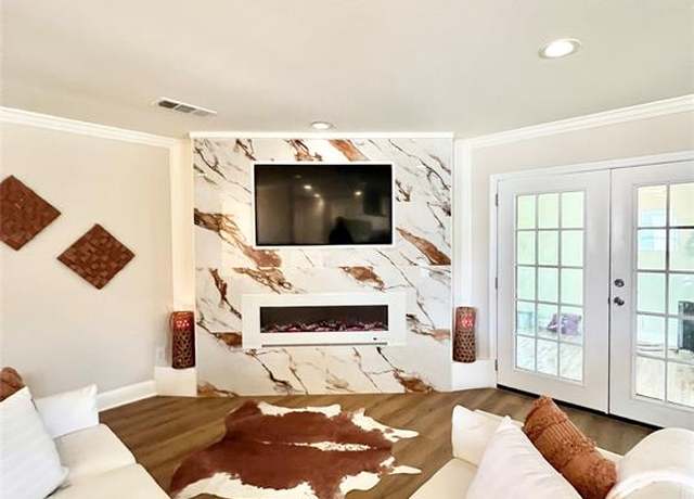 Property at 1315 Springbrook Dr, Mesquite, TX 75149, 3 beds, 2 baths