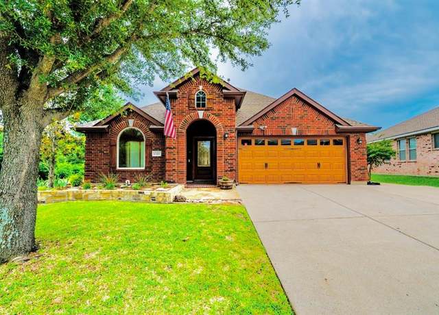 Property at 1320 Cedar Branch Dr, Wylie, TX 75098, 4 beds, 2 baths