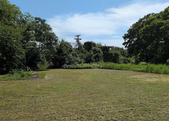 Property at 212 E Ellen Ave, Hurst, TX 76053