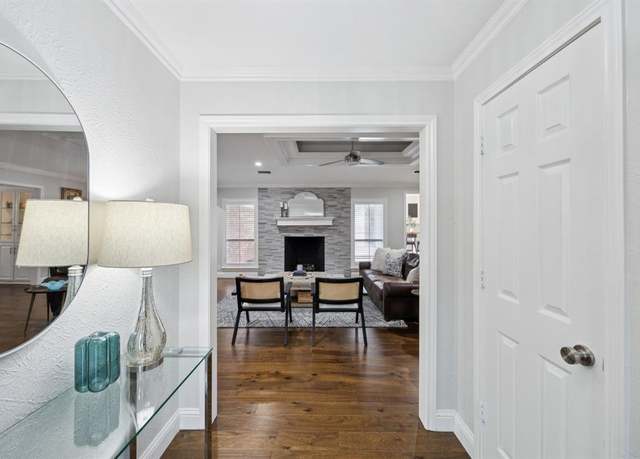 Property at 9227 Whitehurst Dr, Dallas, TX 75243, 4 beds, 3 baths