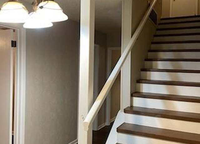 Property at 104 Stewart St, Palestine, TX 75803, 3 beds, 2 baths