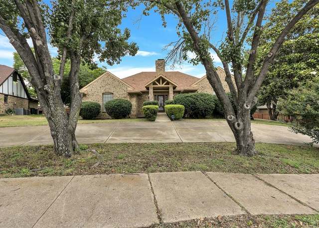 Property at 2425 Northgate Dr W, Irving, TX 75062, 3 beds, 3 baths
