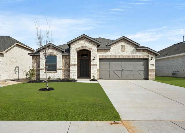 Property at 318 Camryn Way, Cleburne, TX 76036, 4 beds, 2 baths