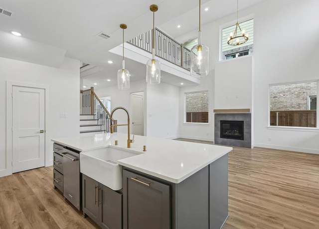 Property at 3703 Pilgrims Mews, Rowlett, TX 75088, 4 beds, 3.5 baths