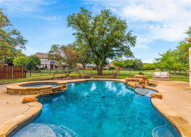 Property at 1500 Windsor Dr, Mckinney, TX 75072, 5 beds, 4.5 baths