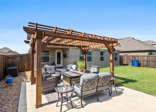 Property at 702 Stampede Ln, Princeton, TX 75407, 4 beds, 2 baths