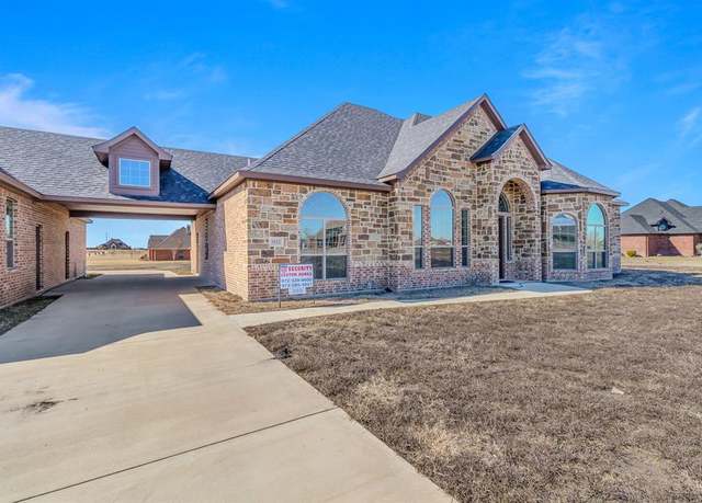 Property at 1022 Foolish Pleasure Dr, Terrell, TX 75160, 4 beds, 3.5 baths