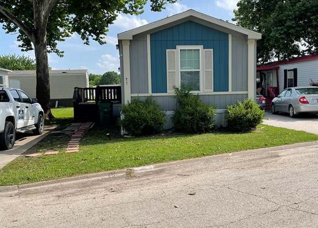 Property at 1123 Berkshire Ct #141, Greenville, TX 75401, 3 beds, 2 baths