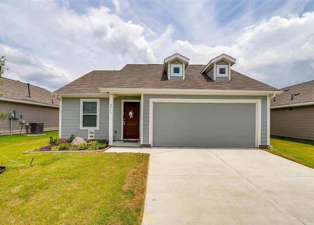 Property at 2913 Roy Rd, Fort Worth, TX 76119, 3 beds, 2 baths