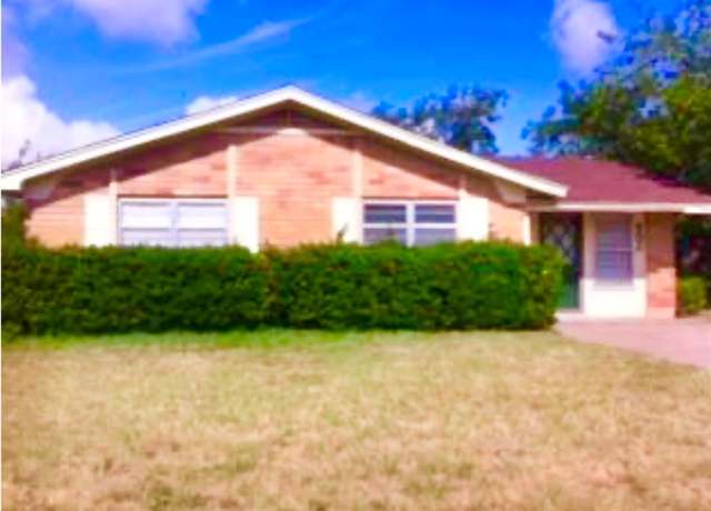 Property at 950 Piedmont Dr, Abilene, TX 79601, 4 beds, 3 baths