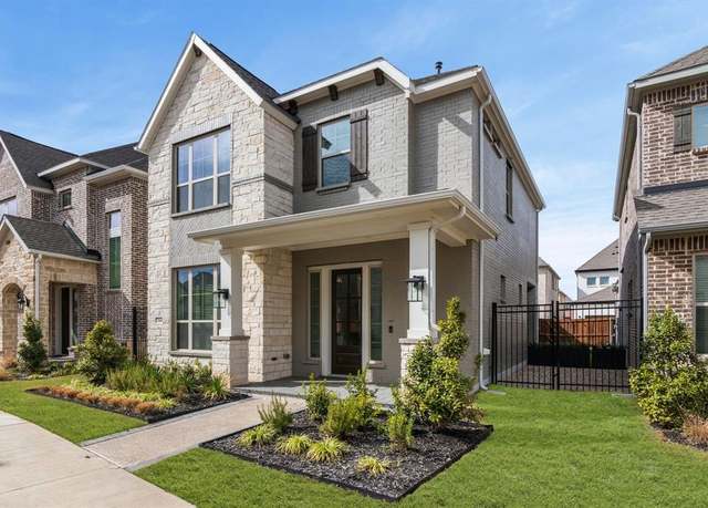 Property at 704 Pheasant Run St, Arlington, TX 76005, 3 beds, 2.5 baths