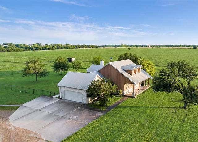 Property at 9757 Neal Rd, Forney, TX 75126, 3 beds, 3 baths