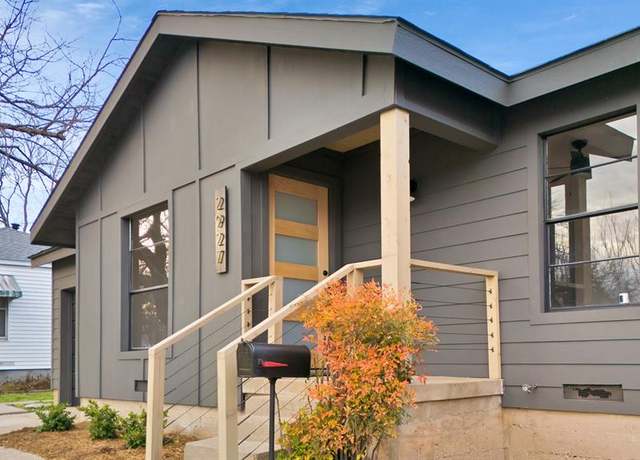 Property at 2927 Kingston St, Dallas, TX 75211, 2 beds, 2 baths