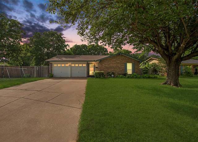 Property at 508 Deer Creek Rd, Everman, TX 76140, 3 beds, 2 baths