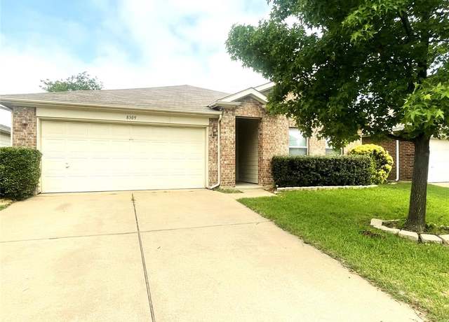 Property at 8309 Horse Whisper Ln, Fort Worth, TX 76131, 3 beds, 2 baths