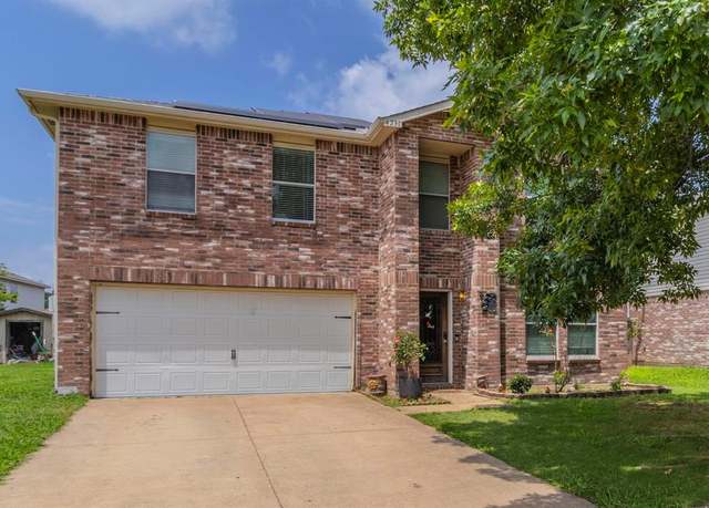 Property at 4231 Fox Glen Dr, Balch Springs, TX 75180, 3 beds, 2.5 baths