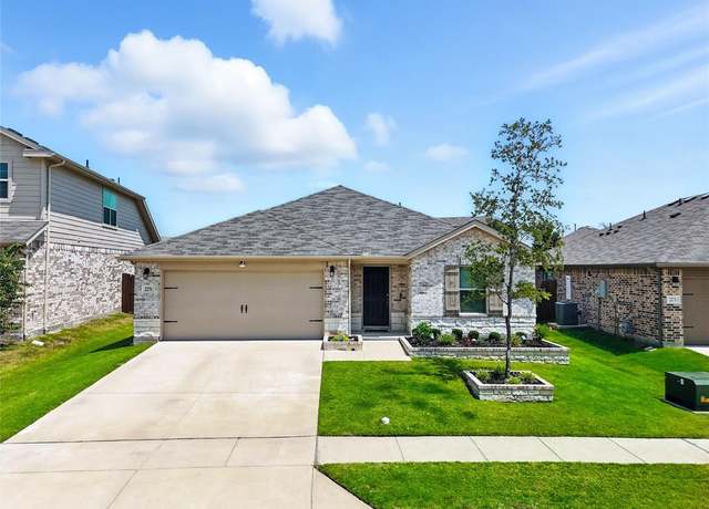 Property at 2276 Kingfisher St, Crandall, TX 75114, 4 beds, 2 baths