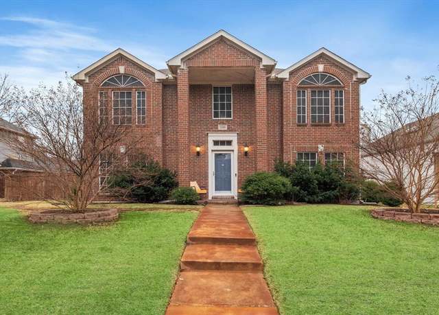 Property at 11105 Ormond Ln, Frisco, TX 75035, 4 beds, 2.5 baths