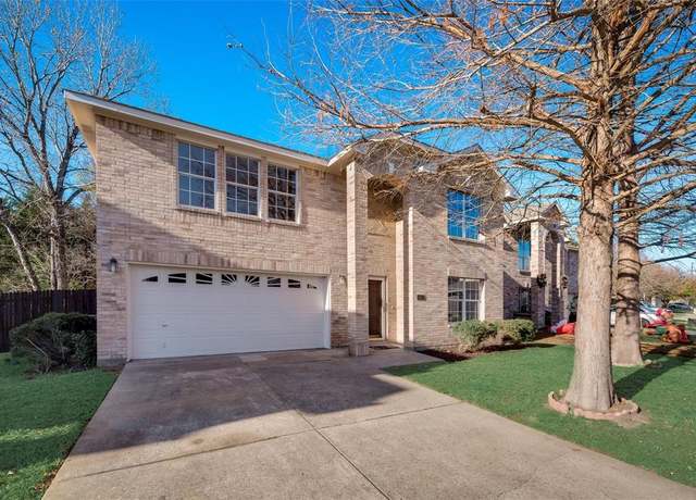 Property at 1627 Cedarbrook Dr, Mesquite, TX 75181, 5 beds, 2.5 baths