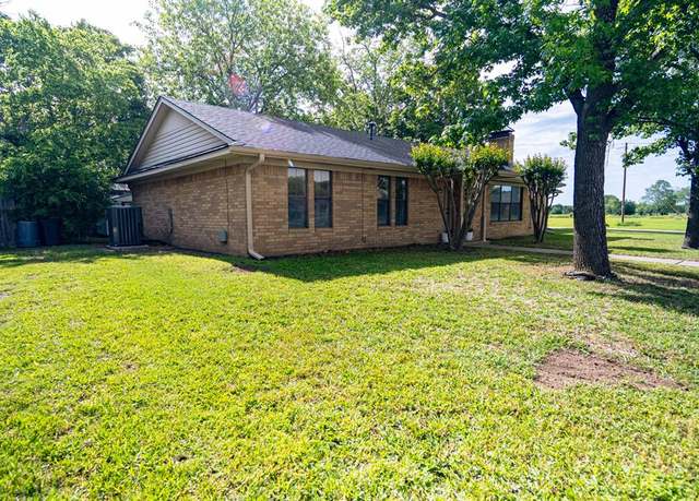 Property at 2100 Albert Broadfoot, Bonham, TX 75418, 3 beds, 2 baths