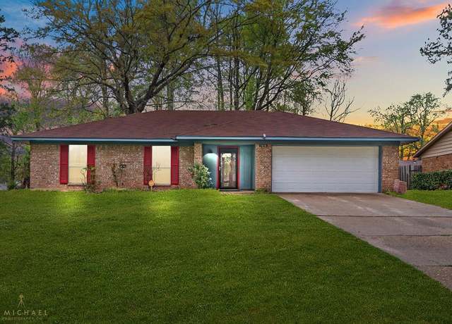 Property at 7218 Pines Rd, Shreveport, LA 71129, 3 beds, 2 baths