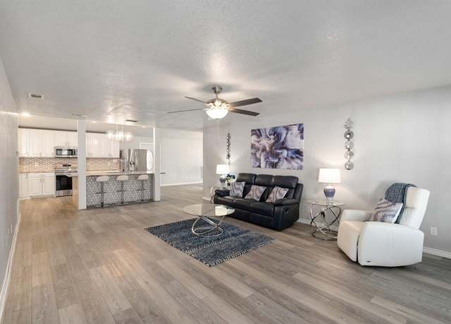 Property at 20253 Leisureland Rd, Mabank, TX 75156, 4 beds, 3 baths