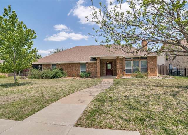 Property at 3434 Hightrail Ln, Garland, TX 75043, 4 beds, 2.5 baths