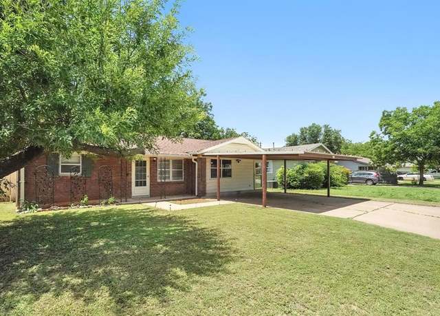 Property at 2142 Woodard St, Abilene, TX 79605, 3 beds, 1.5 baths