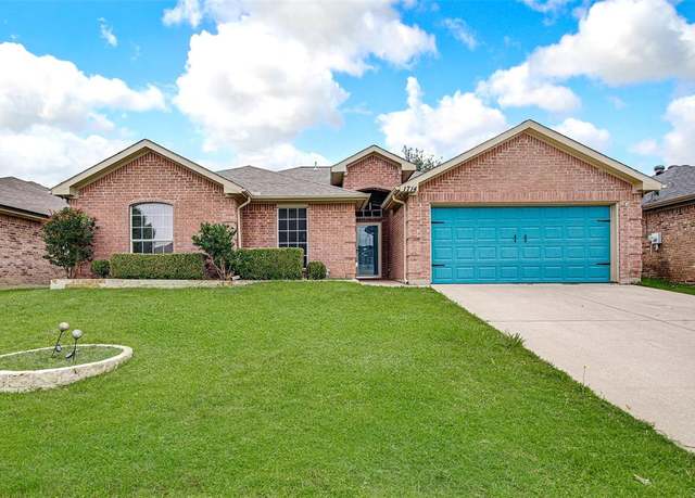 Property at 1714 La Caya Dr, Mansfield, TX 76063, 4 beds, 2 baths