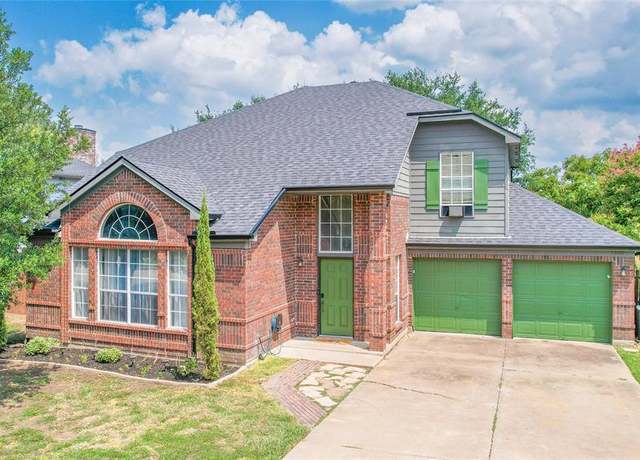 Property at 1520 Warwick Dr, Mansfield, TX 76063, 4 beds, 2.5 baths