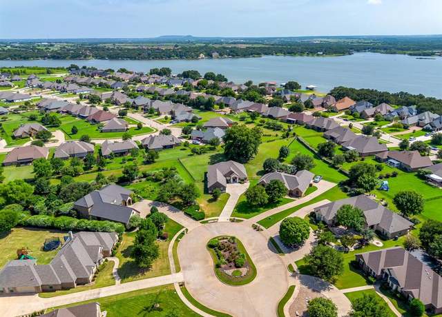 Property at 3201 Steamers Ct, Granbury, TX 76049, 4 beds, 2 baths