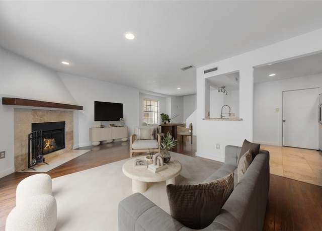 Property at 4777 Cedar Springs Rd Unit 6F, Dallas, TX 75219, 2 beds, 1.5 baths