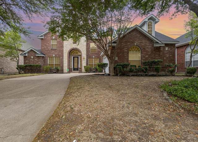 Property at 9213 Royal Burgess Dr, Rowlett, TX 75089, 4 beds, 3.5 baths