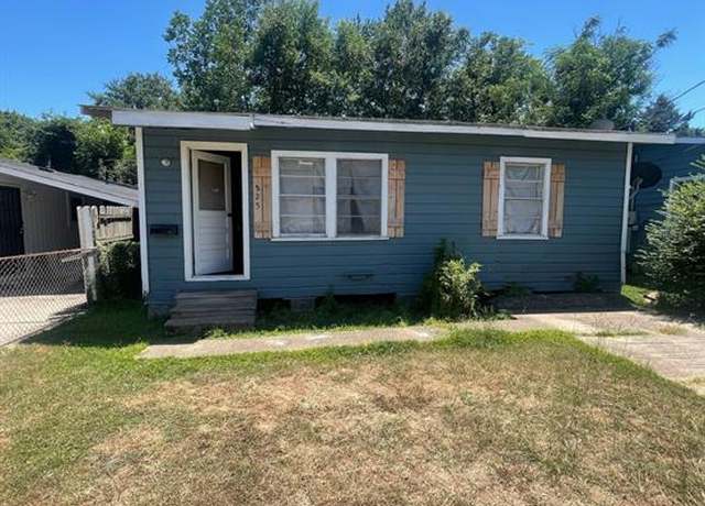 Property at 525 Sassafras Ave, Shreveport, LA 71106, 2 beds, 1 bath