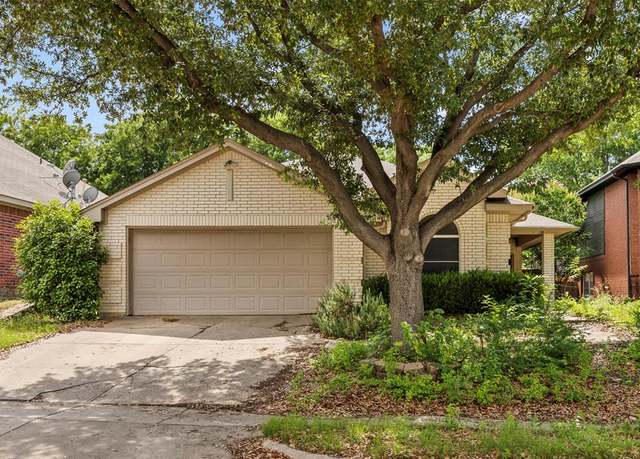 Property at 7421 Buckskin Ct, Fort Worth, TX 76137, 3 beds, 2 baths