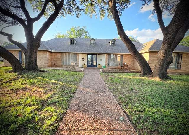 Property at 4124 Maryview Ct, Haltom City, TX 76117, 3 beds, 2 baths