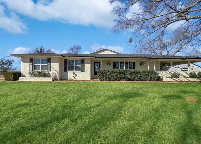 Property at 1210 Vz County Road 2316, Canton, TX 75103, 5 beds, 3 baths
