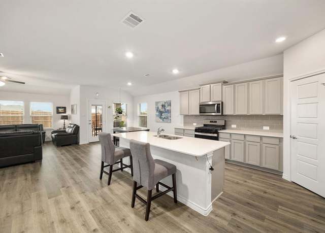 Property at 3813 Trails End Rd, Aubrey, TX 76227, 4 beds, 2 baths