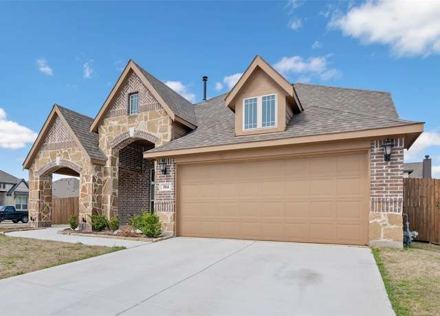 Property at 304 Hidden Cove Dr, Ponder, TX 76259, 4 beds, 3 baths