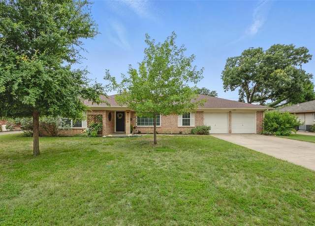 Property at 5116 Stacey Ave, Fort Worth, TX 76132, 4 beds, 2 baths