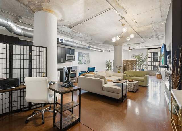 Property at 1122 Jackson St #718, Dallas, TX 75202, 1 bed, 1 bath