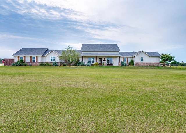 Property at 6200 Mcnatt Rd, Aubrey, TX 76227, 3 beds, 2.5 baths