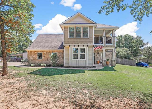 Property at 1108 Riverwood Trl, Cleburne, TX 76033, 5 beds, 4.5 baths